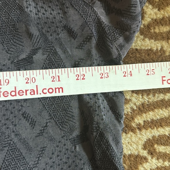 CP SHADES Diamond Embroidered Blouse Womens M button down Assymetric Lagenlook - Picture 13 of 13